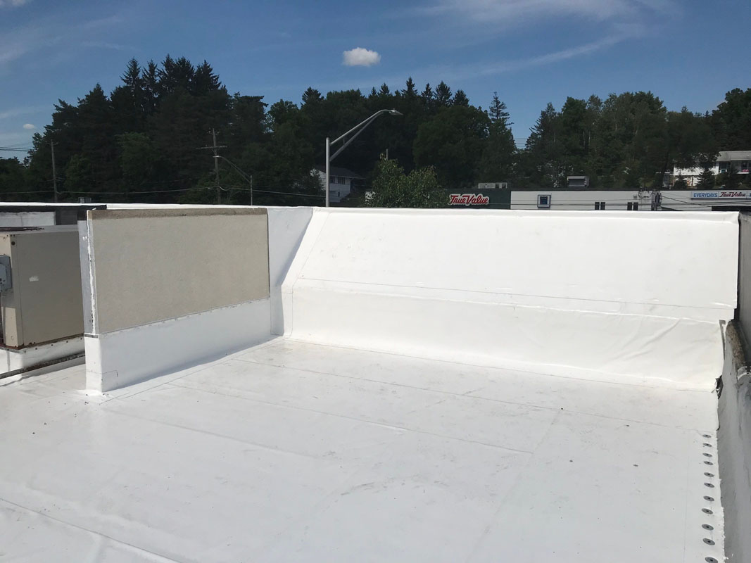 4 Commercial Roofing Problems: How to Avoid Mistakes