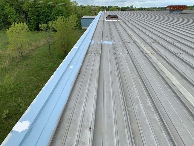 metal-roof-needing-repaired14