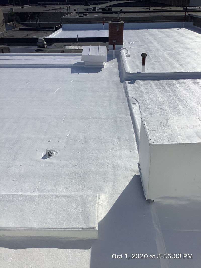 spray-polyurethane-foam-roof-install16